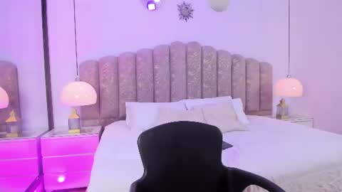 Snapshot of channel_sofia chatting on 07-09-26, 12:37 Channel Sofia online show from 07-09-26, 12:37