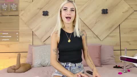 ChannelCrawford online show from 10-08-25, 04:32