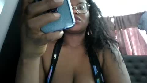 chantal99 online show from 05-10-26, 08:14