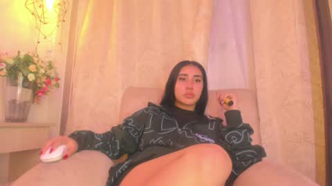 Chantall online show from 12-16-24, 08:09