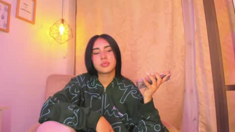 Chantall online show from 01-13-25, 07:32