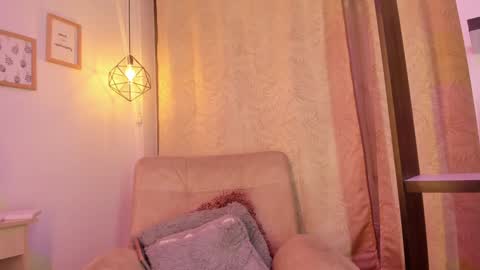 Chantall online show from 01-22-25, 03:41