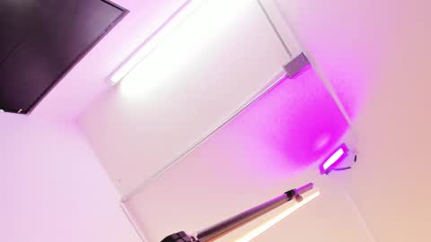 Chantall online show from 02-24-25, 10:48