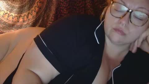 Snapshot of chanteldeserea chatting on 03-23-26, 02:59 chanteldeserea online show from 03-23-26, 02:59