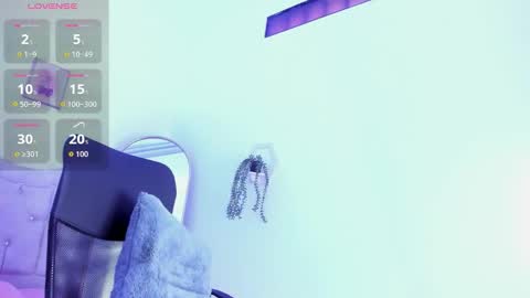 Snapshot of chantelle_0 chatting on 11-13-25, 02:49 Chanelle online show from 11-13-25, 02:49