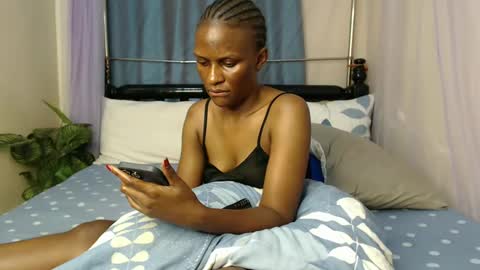 Chantel online show from 12-31-24, 09:28