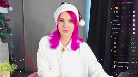 Suzanna Snow online show from 12-25-24, 07:14
