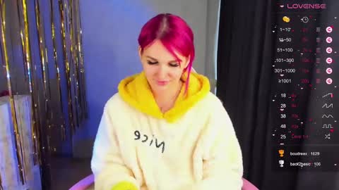 Suzanna Snow online show from 12-30-24, 07:15