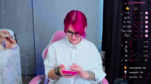 Suzanna Snow online show from 01-09-25, 07:21