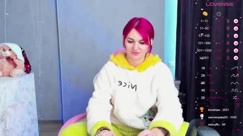 Suzanna Snow online show from 01-11-25, 07:06