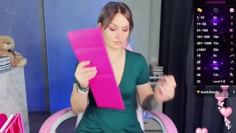 Suzanna Snow online show from 02-22-25, 04:18