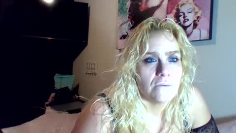 Ms. Behaving online show from 09-17-25, 07:21