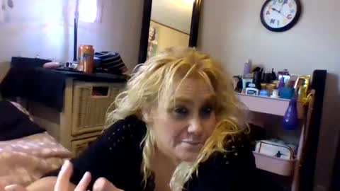 Ms. Behaving online show from 09-23-25, 03:59