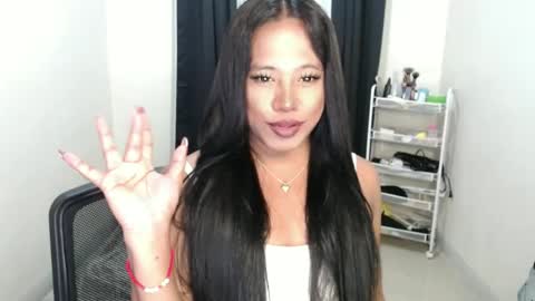 Snapshot of charcolita chatting on 07-02-26, 12:33 Cristine online show from 07-02-26, 12:33