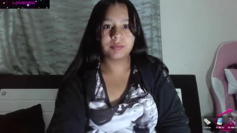 Snapshot of charis_21 chatting on 12-02-24, 01:47 charis 2 online show from 12-02-24, 01:47
