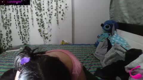 Snapshot of charis_21 chatting on 12-19-24, 12:34 charis 2 online show from 12-19-24, 12:34