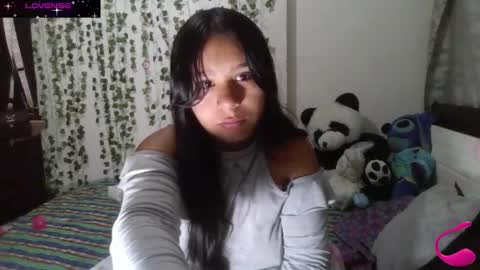 Snapshot of charis_21 chatting on 12-24-24, 09:50 charis 2 online show from 12-24-24, 09:50
