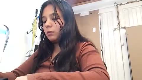 Snapshot of charis_21 chatting on 01-16-25, 05:44 charis 2 online show from 01-16-25, 05:44