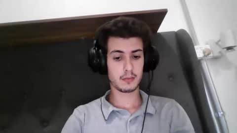 Snapshot of charismaticcharm chatting on 01-10-25, 07:04 charismaticcharm online show from 01-10-25, 07:04