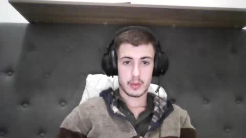 Snapshot of charismaticcharm chatting on 01-15-25, 09:13 charismaticcharm online show from 01-15-25, 09:13