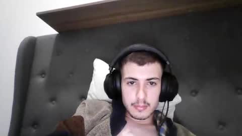 Snapshot of charismaticcharm chatting on 01-15-25, 12:15 charismaticcharm online show from 01-15-25, 12:15