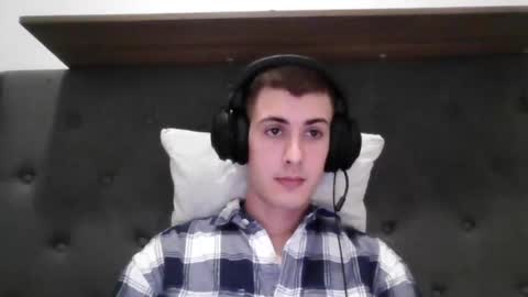 Snapshot of charismaticcharm chatting on 01-16-25, 07:28 charismaticcharm online show from 01-16-25, 07:28