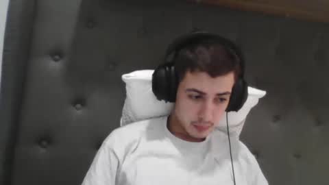 Snapshot of charismaticcharm chatting on 01-26-25, 02:14 charismaticcharm online show from 01-26-25, 02:14