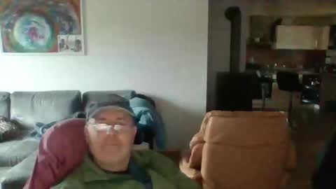 Snapshot of charles6064 chatting on 01-02-25, 12:24 charles6064 online show from 01-02-25, 12:24