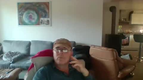 Snapshot of charles6064 chatting on 11-02-25, 03:03 charles6064 online show from 11-02-25, 03:03