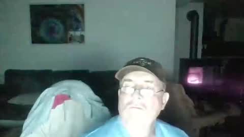 charles6064 online show from 12-19-25, 01:23