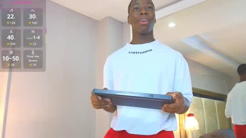 Snapshot of charlesbrown_ chatting on 10-14-25, 01:01 charlesbrown_ online show from 10-14-25, 01:01