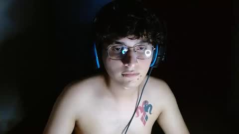 Snapshot of charley_quin chatting on 05-17-26, 01:14 Charley quinn online show from 05-17-26, 01:14