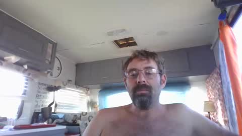 Snapshot of charleyandsmokie chatting on 01-14-26, 11:31 charleyandsmokie online show from 01-14-26, 11:31