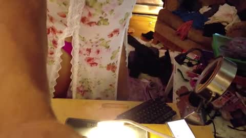 Snapshot of charli_girl chatting on 10-29-25, 10:33 Charli online show from 10-29-25, 10:33