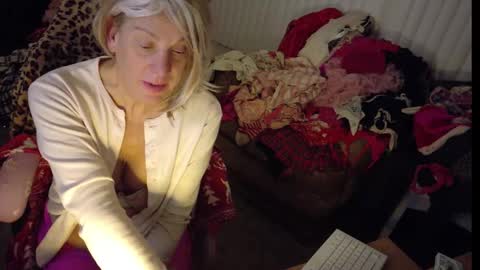 Charli online show from 01-07-26, 02:58