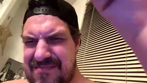 Snapshot of charlie371403 chatting on 11-07-25, 07:30 charlie371403 online show from 11-07-25, 07:30