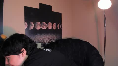 .  . online show from 03-11-25, 12:11