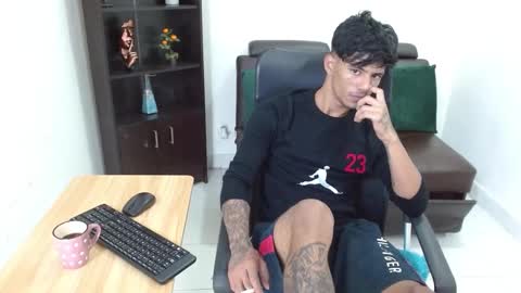 Charlie oconnor online show from 12-20-24, 08:38