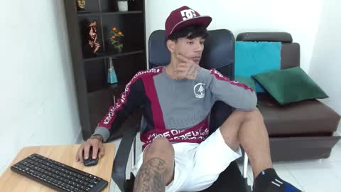 Charlie oconnor online show from 01-11-25, 03:44