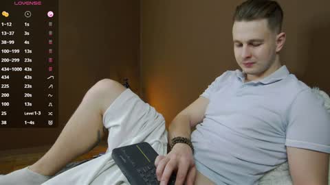 Snapshot of charlie_smiley chatting on 12-05-24, 10:23 Charlie Smiley online show from 12-05-24, 10:23