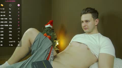 Snapshot of charlie_smiley chatting on 01-04-25, 04:23 Charlie Smiley online show from 01-04-25, 04:23