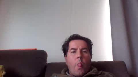 I am Charlie online show from 05-12-26, 04:59