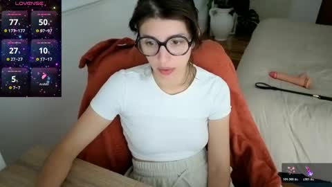 Snapshot of charlieangella chatting on 05-11-26, 06:52 Charlie online show from 05-11-26, 06:52