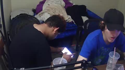 char sexiness online show from 12-17-25, 11:22