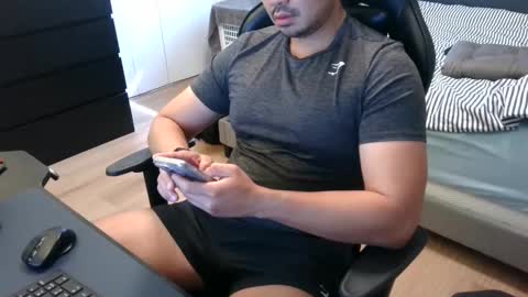 charliekkw online show from 09-25-25, 07:17