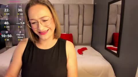 Charlot milf online show from 06-12-26, 11:31