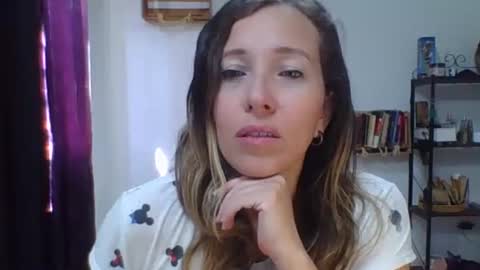 Snapshot of charlot_ponze chatting on 10-24-25, 06:48 charlott online show from 10-24-25, 06:48