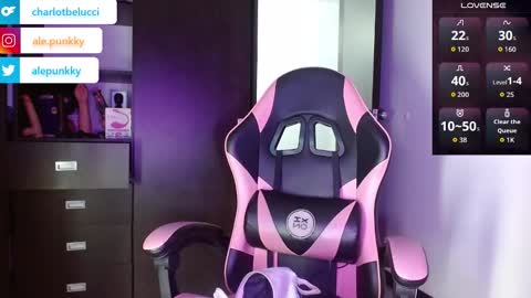 Snapshot of charlotbelucci_ chatting on 11-15-25, 09:17 Ale punky online show from 11-15-25, 09:17