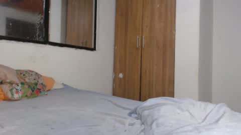 Snapshot of charloth_jones99 chatting on 01-17-25, 02:50 charlotte online show from 01-17-25, 02:50