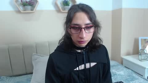 charlothe_dumont online show from 04-18-26, 04:00